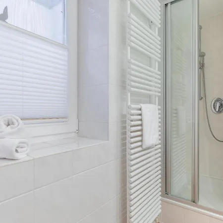 Carin App 1 Lägenhet *